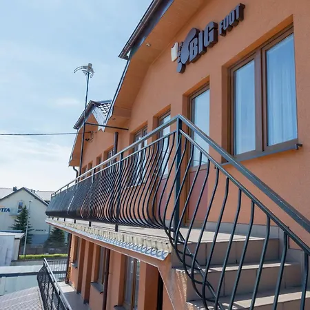 Big Foot By Mango Food&bar