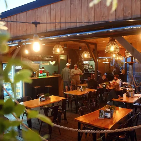 Maison d'hôtes Big Foot By Mango Food&bar Karwia